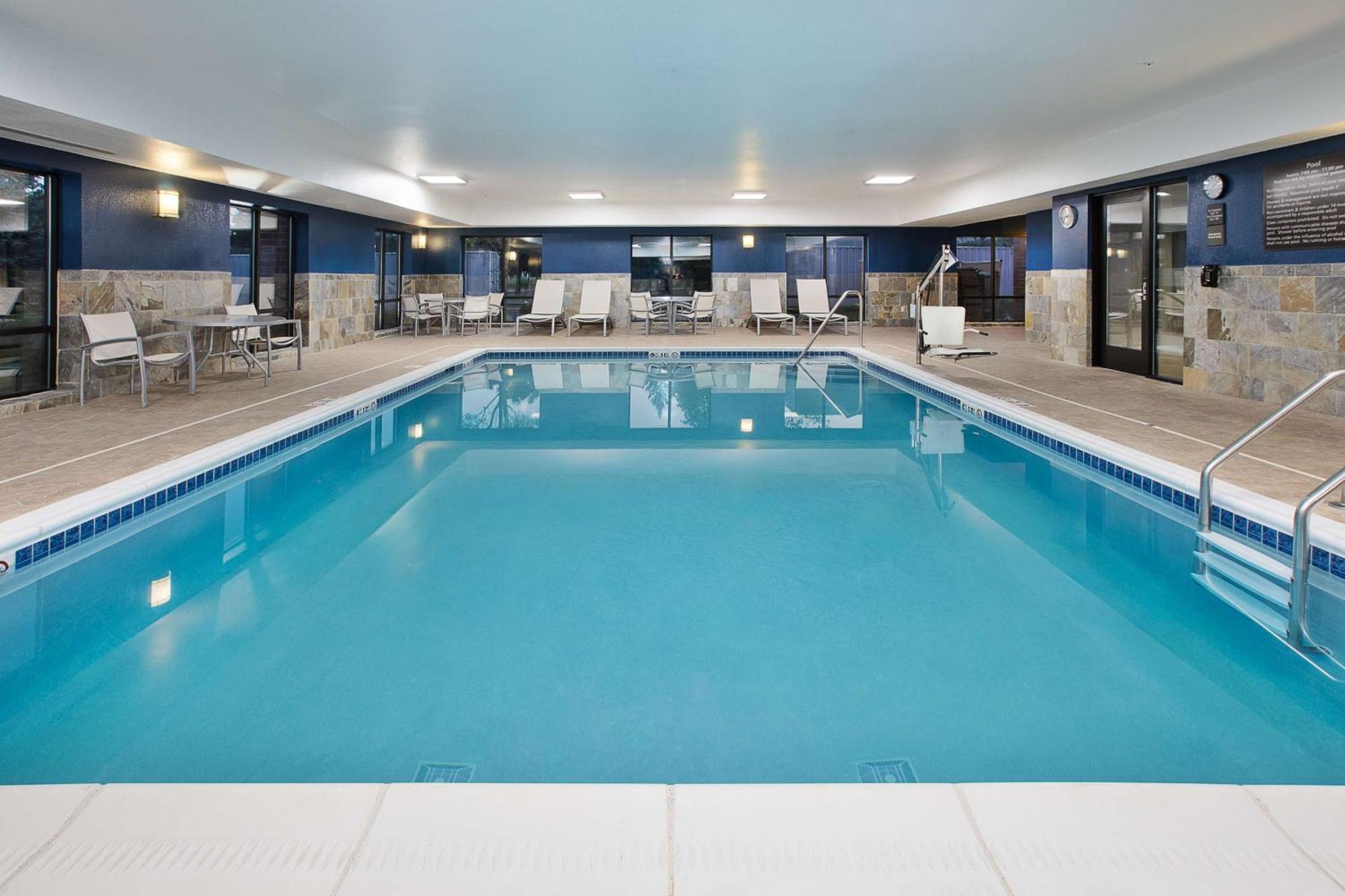 Hampton Inn Detroit - Shelby Township Shelby Twp Exterior foto